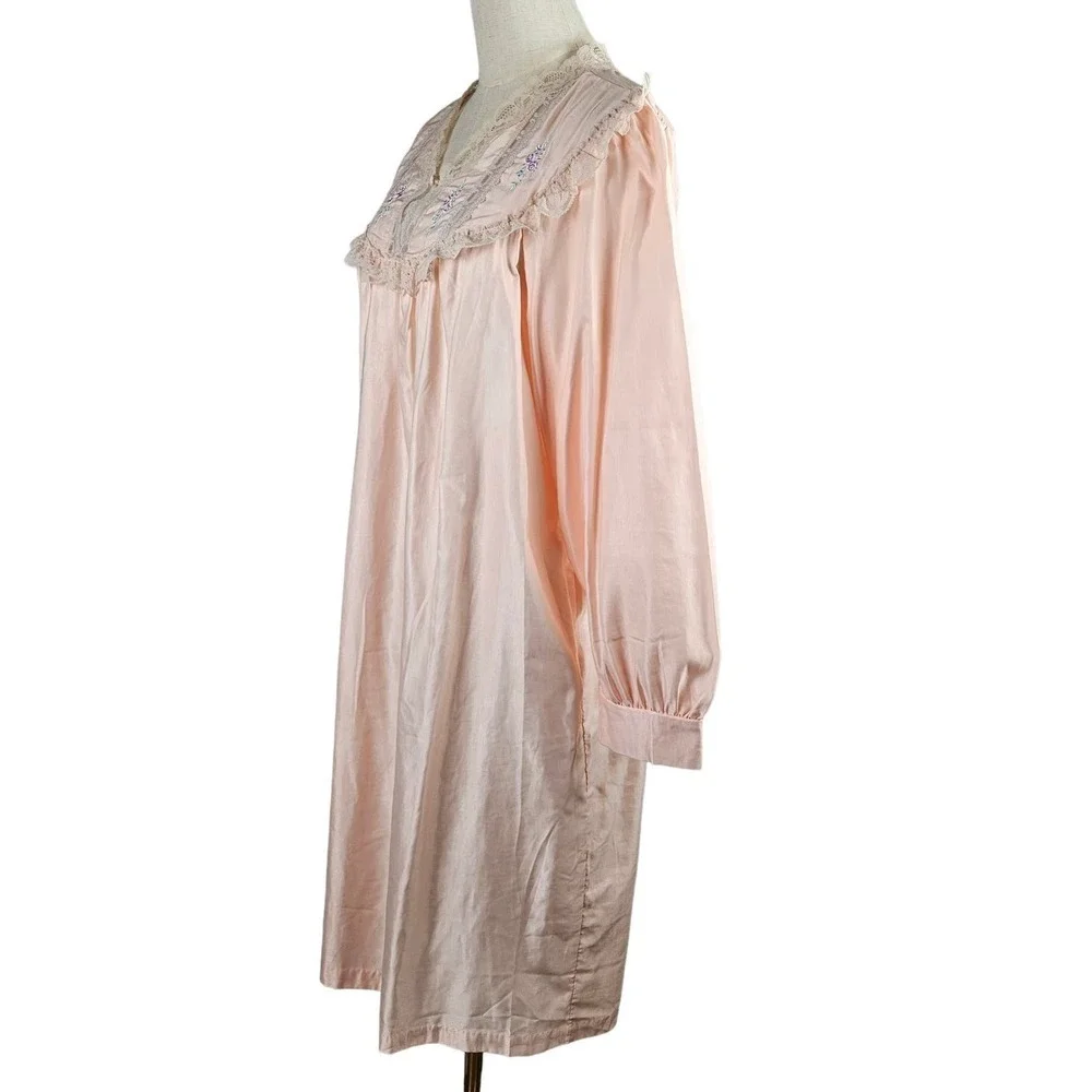 Lady Barbizon Lace Trim Embroidered Nightgown 1X Peach Sleep‎ Shirt